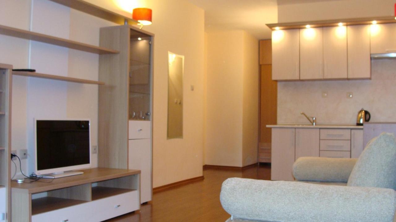 גולדן סנדס Admiral Apartments חדר תמונה
