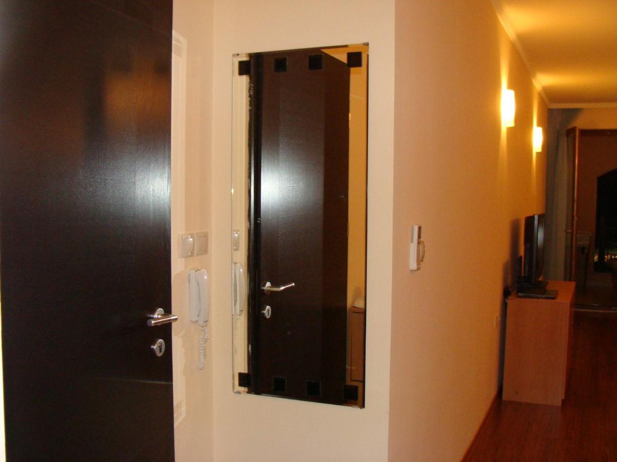 גולדן סנדס Admiral Apartments חדר תמונה