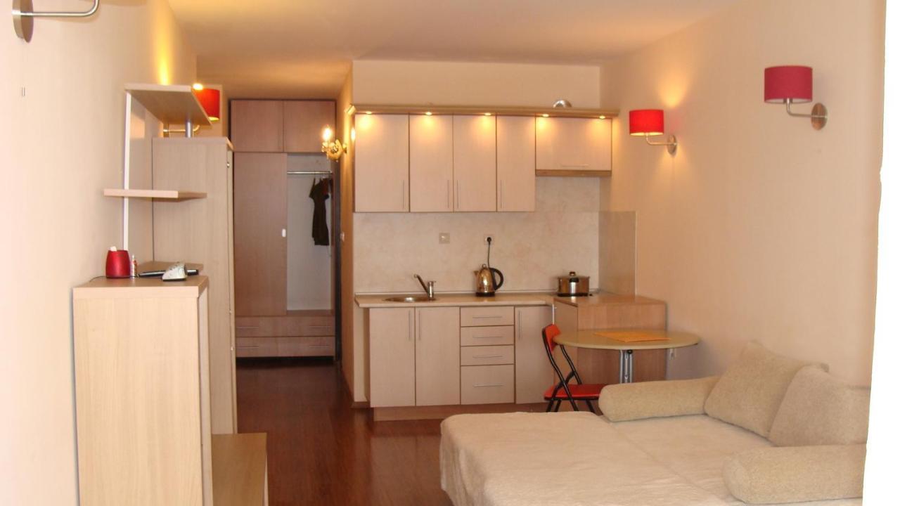 גולדן סנדס Admiral Apartments חדר תמונה