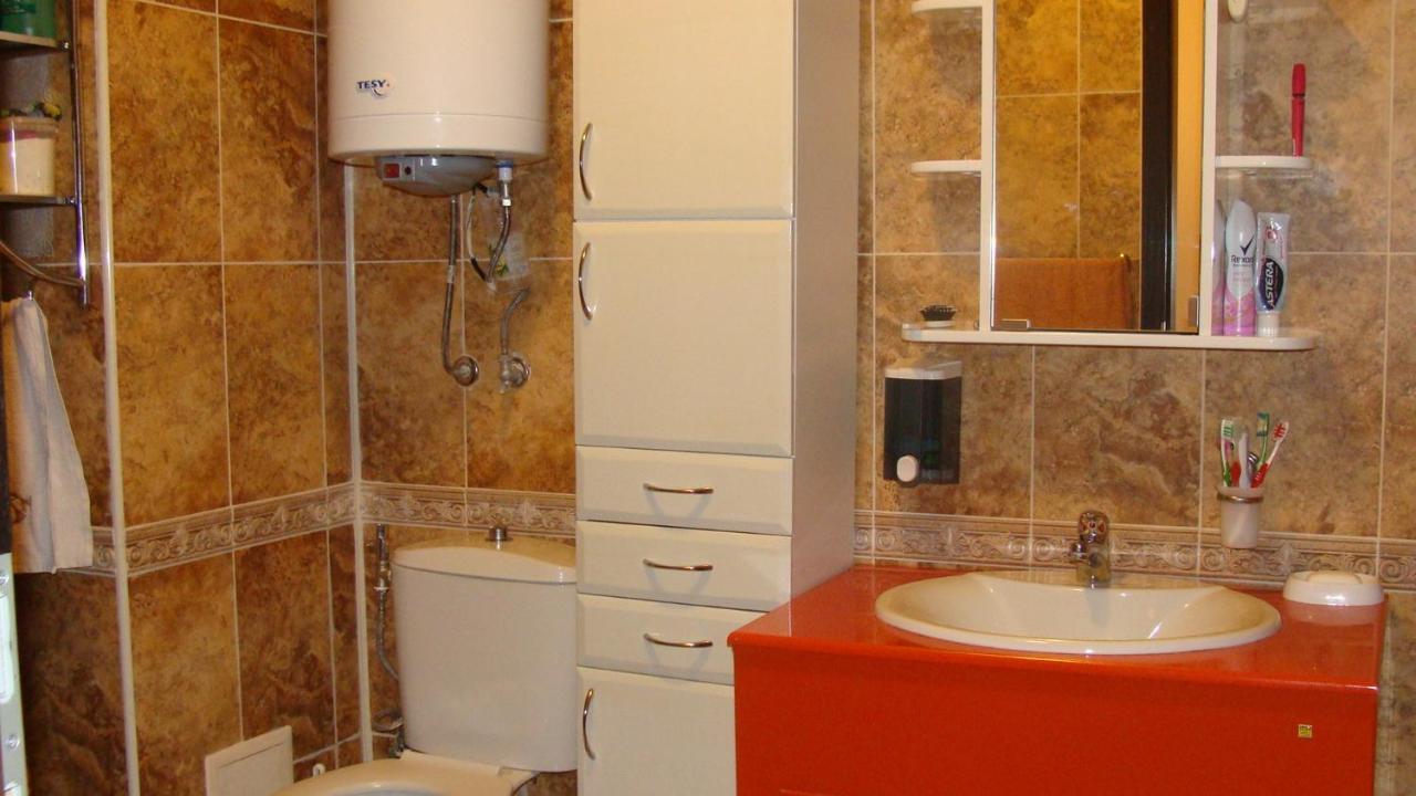גולדן סנדס Admiral Apartments חדר תמונה