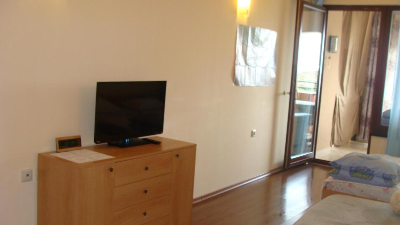 גולדן סנדס Admiral Apartments מראה חיצוני תמונה